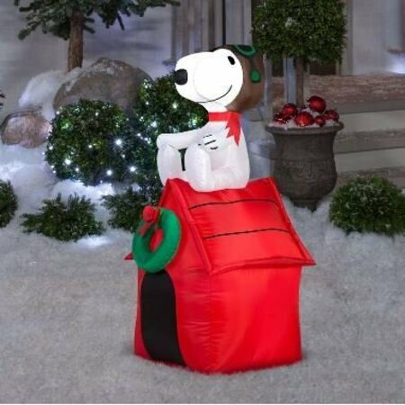 GEMMY INDUSTRIES Gemmy LED Snoopy on House 3.5 ft. Inflatable 19373
